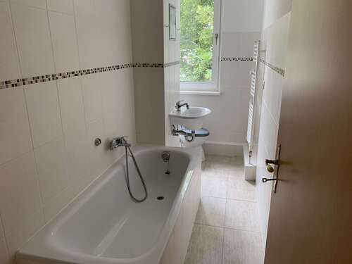 Foto - Wohnung zum Mieten in Magdeburg 400,00 € 48 m²