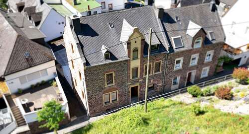 Foto - Haus zum Kaufen in Zell (Mosel) 215.000,00 € 215 m²