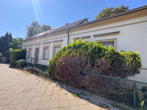 Foto - Grundstück zum Mieten in Berlin 21.600,00 € 500 m²