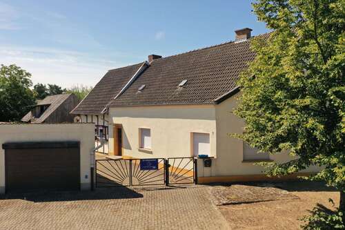 Foto - Haus zum Kaufen in Köckte 70.000,00 € 124 m²