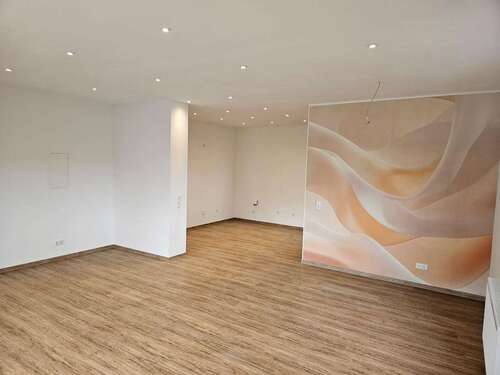 Foto - Wohnung zum Mieten in Eisenberg-Steinborn 1.200,00 € 84 m²