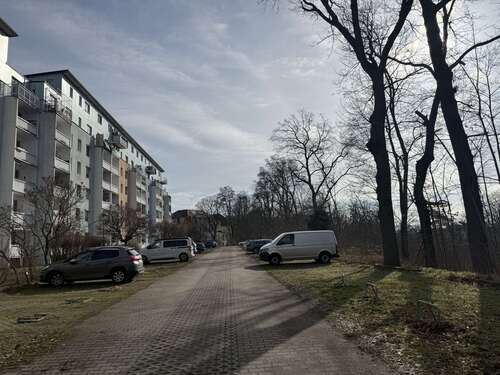 Foto - Wohnung zum Mieten in Dresden 526,65 € 66.25 m²