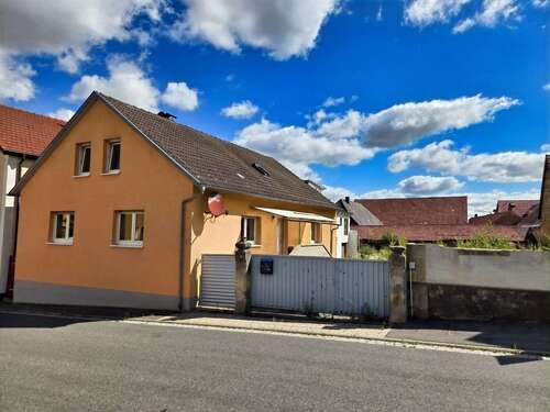 Foto - Haus zum Kaufen in Aidhausen 199.000,00 € 170 m²