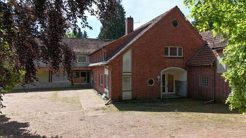 Foto - Haus zum Kaufen in Diepenau 165.000,00 € 273 m²