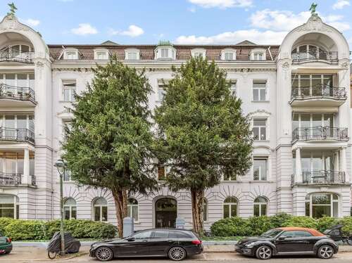 Foto - Wohnung zum Mieten in Düsseldorf - Oberkassel 4.600,00 € 215 m²