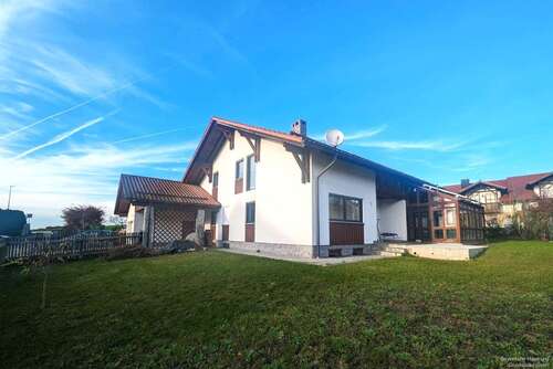 Foto - Haus zum Kaufen in Winzer 529.000,00 € 259.86 m²