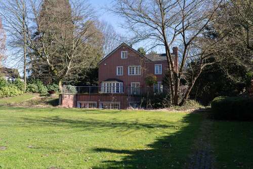 Foto - Haus zum Kaufen in Düsseldorf-Ludenberg 3.485.000,00 € 420 m²