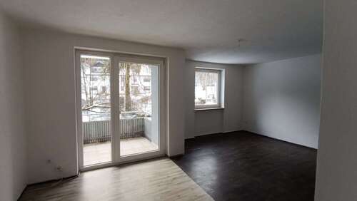 Foto - Wohnung zum Mieten in Neustadt 365,00 € 83.27 m²