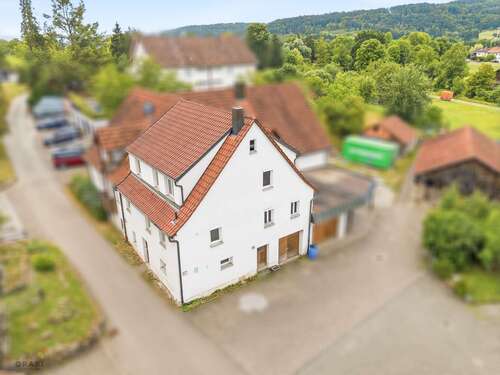 Foto - Haus zum Kaufen in Rudersberg 139.000,00 € 125 m²