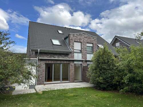 Foto - Haus zum Mieten in Leverkusen 2.200,00 € 133 m²