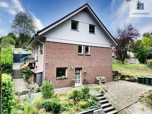 Foto - Haus zum Kaufen in Neunkirchen-Seelscheid 647.000,00 € 162 m²