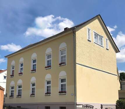 Foto - Haus zum Kaufen in Homberg 240.000,00 € 340 m²