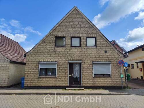 Foto - Haus zum Kaufen in Uetersen 225.000,00 € 135 m²