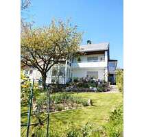 Haus zum Kaufen in Brilon 298.000,00 € 174 m²