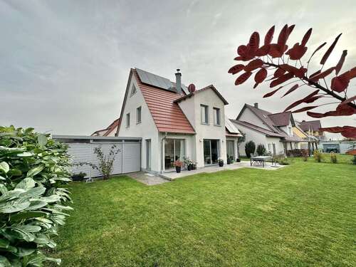 Foto - Haus zum Kaufen in Erlangen 1.100.000,00 € 160 m²