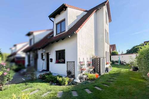 Foto - Haus zum Kaufen in Leuna 288.000,00 € 126.92 m²