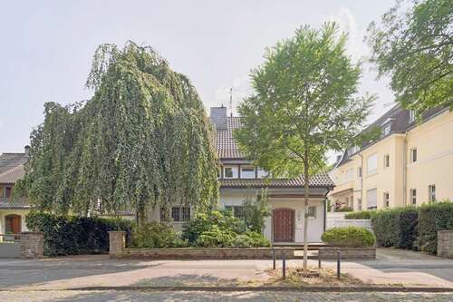 Foto - Haus zum Kaufen in Köln Lindenthal 2.150.000,00 € 335 m²