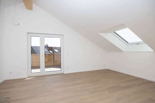Foto - Wohnung zum Mieten in Huglfing 1.125,00 € 73.1 m²