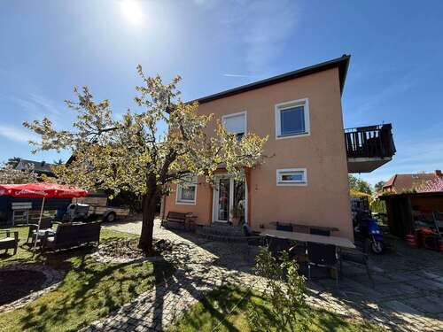 Foto - Haus zum Kaufen in Falkensee 899.000,00 € 300 m²
