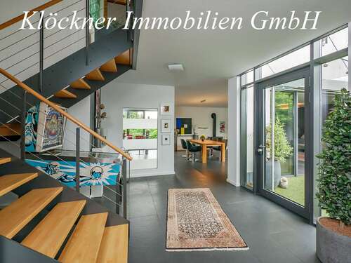 Foto - Haus zum Kaufen in Saarbrücken 1.300.000,00 € 380 m²