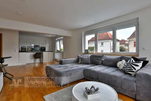 Foto - Haus zum Kaufen in Reutlingen 1.350.000,00 € 390 m²