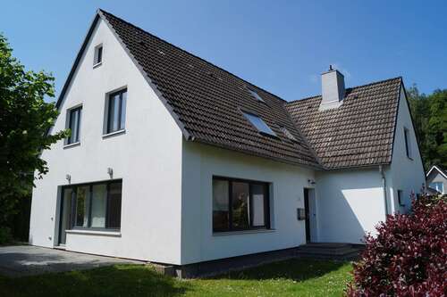 Foto - Haus zum Kaufen in Pinneberg - Waldenau 670.000,00 € 201 m²