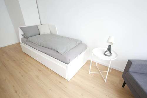 Foto - WG-Zimmer in Stuttgart 500,00 € 25 m²