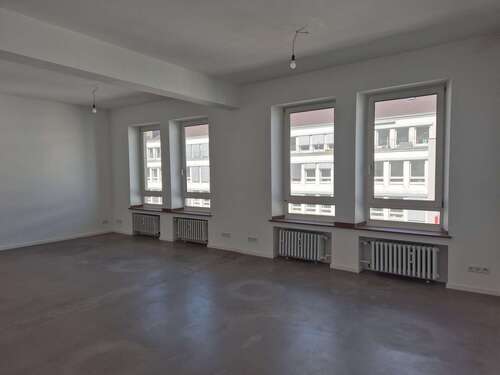Foto - Büro in Düsseldorf 3.200,00 € 160 m²