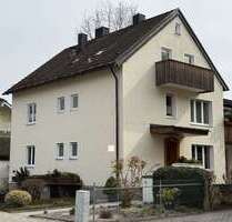 Haus zum Kaufen in Rosenheim 1.290.000,00 € 249 m² Haus zum Kaufen in Rosenheim 1.290.000,00 € 249 m²