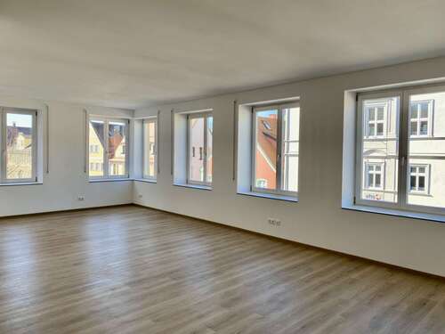 Foto - Wohnung zum Mieten in Schrobenhausen 1.275,00 € 127 m²