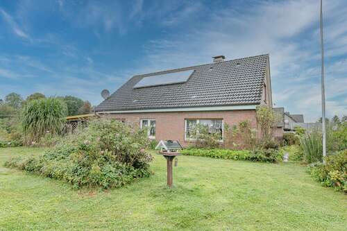 Foto - Haus zum Kaufen in Oederquart 198.000,00 € 134.23 m²