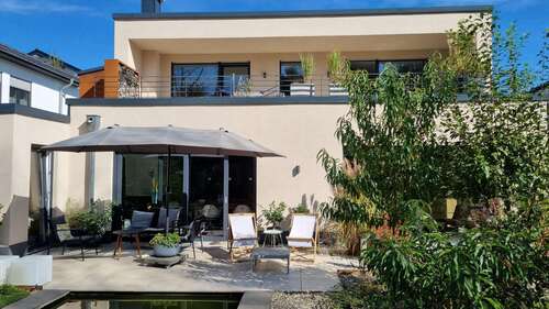 Foto - Haus zum Kaufen in Nümbrecht 745.000,00 € 196 m²