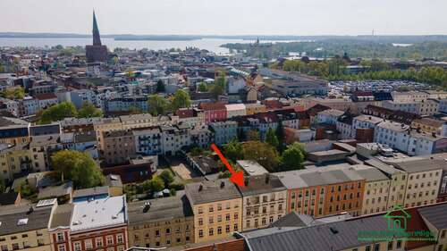 Foto - Haus zum Kaufen in Schwerin 295.000,00 € 428 m²