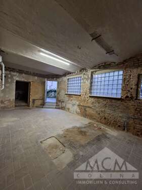 Foto - Halle in Frankfurt am Main 500,00 € 10 m²