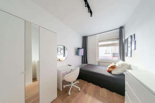 Foto - WG-Zimmer in Frankfurt am Main 635,00 € 15 m²