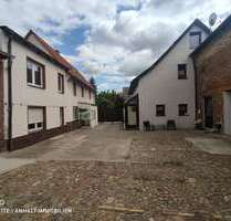 Haus zum Kaufen in Bitterfeld-Wolfen 400.000,00 € 197 m²