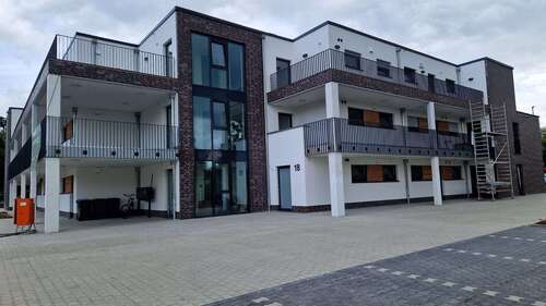 Foto - Wohnung zum Mieten in Zetel 991,00 € 90.48 m²