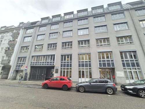 Foto - Büro in München 3.144,96 € 196.56 m²