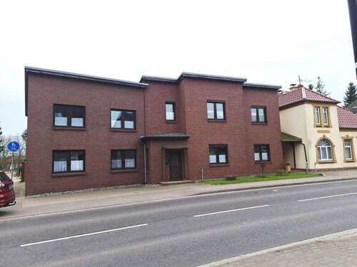 Foto - Haus zum Kaufen in Goldberg 209.000,00 € 215 m²