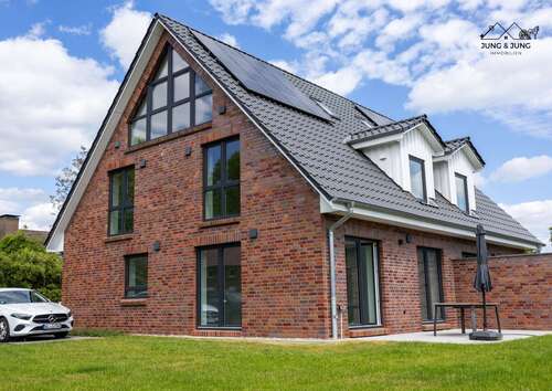 Foto - Haus zum Kaufen in Hohenhorn 499.000,00 € 125 m²