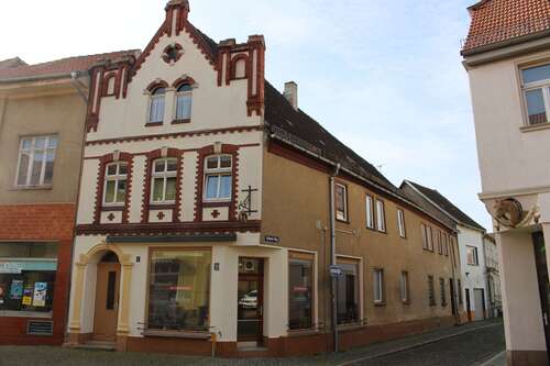 Foto - Haus zum Kaufen in Gardelegen 45.000,00 € 220 m²