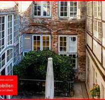 Haus zum Kaufen in Lübeck 985.000,00 € 326 m²