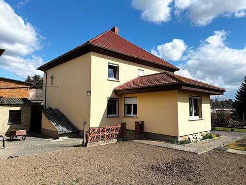 Foto - Haus zum Kaufen in Völpke 99.000,00 € 145 m²