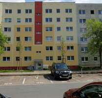 Wohnung zum Mieten in Neubrandenburg 300,00 € 69.45 m²
