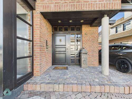 Foto - Haus zum Kaufen in Langenfeld (Rheinland) 1.480.000,00 € 300 m²