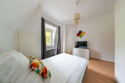 Foto - WG-Zimmer in Frankfurt am Main 725,00 € 17 m²