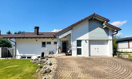 Foto - Haus zum Kaufen in Oberteuringen 880.000,00 € 159.57 m²