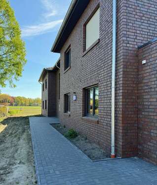 Foto - Wohnung zum Mieten in Edewecht 990,00 € 81.59 m²