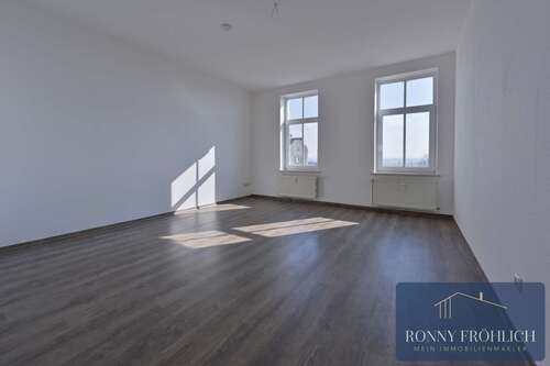 Foto - Wohnung zum Mieten in Hohenstein-Ernstthal 365,00 € 66 m²