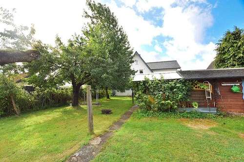 Foto - Haus zum Kaufen in Preußisch Oldendorf 280.000,00 € 230 m²